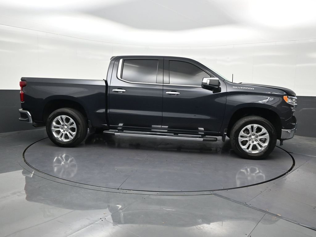 Used 2023 Chevrolet Silverado 1500 LTZ RWD image 7