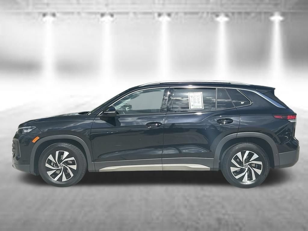 Certified 2026 Volkswagen Tiguan S FWD image 2