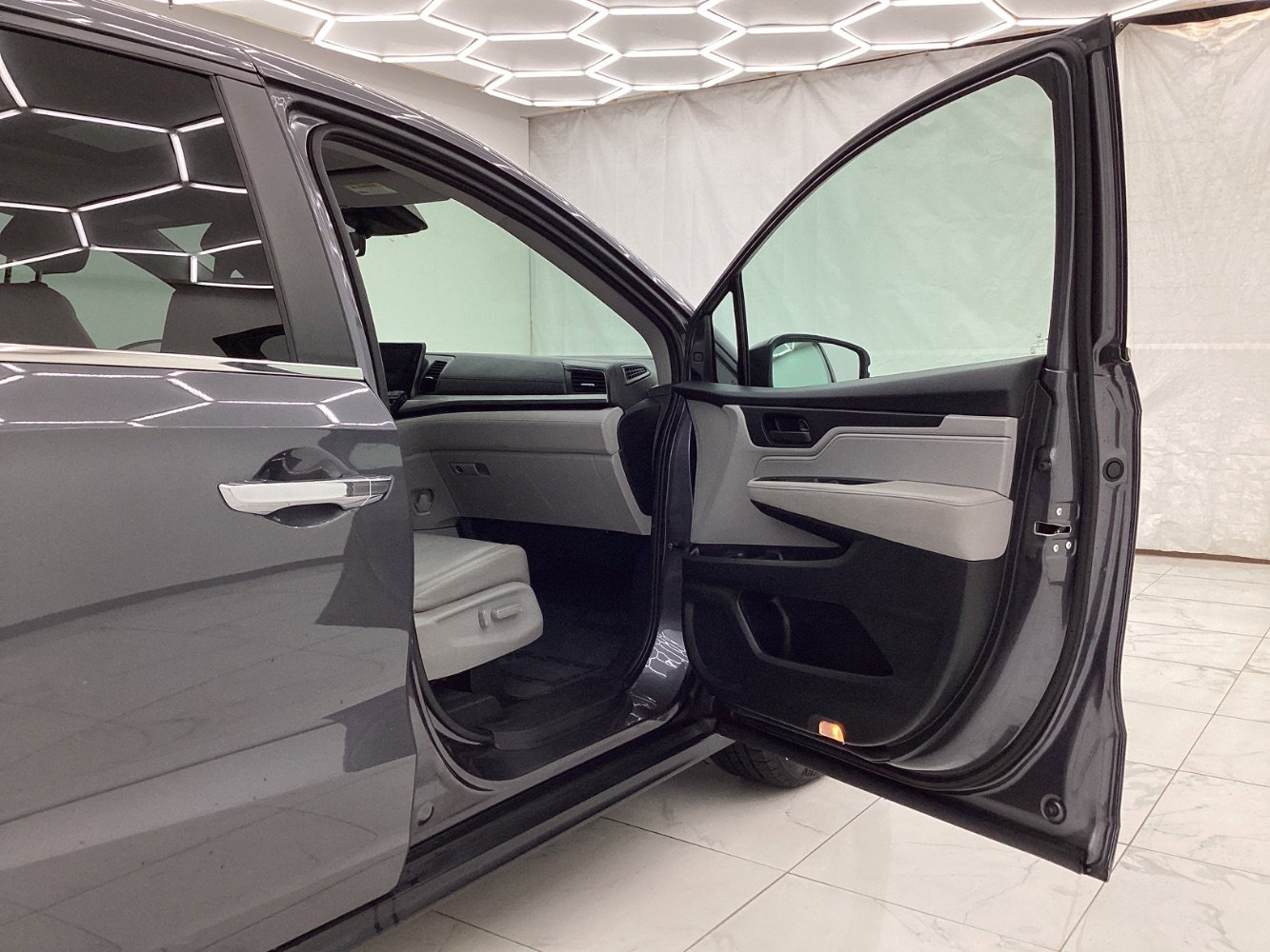 Used 2020 Honda Odyssey EX-L image 17