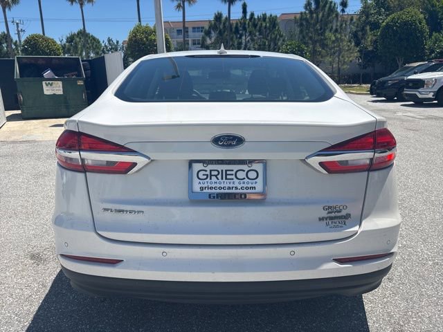 Used 2019 Ford Fusion SE FWD image 3