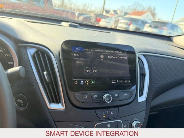 Used 2025 Chevrolet Malibu LS image 15