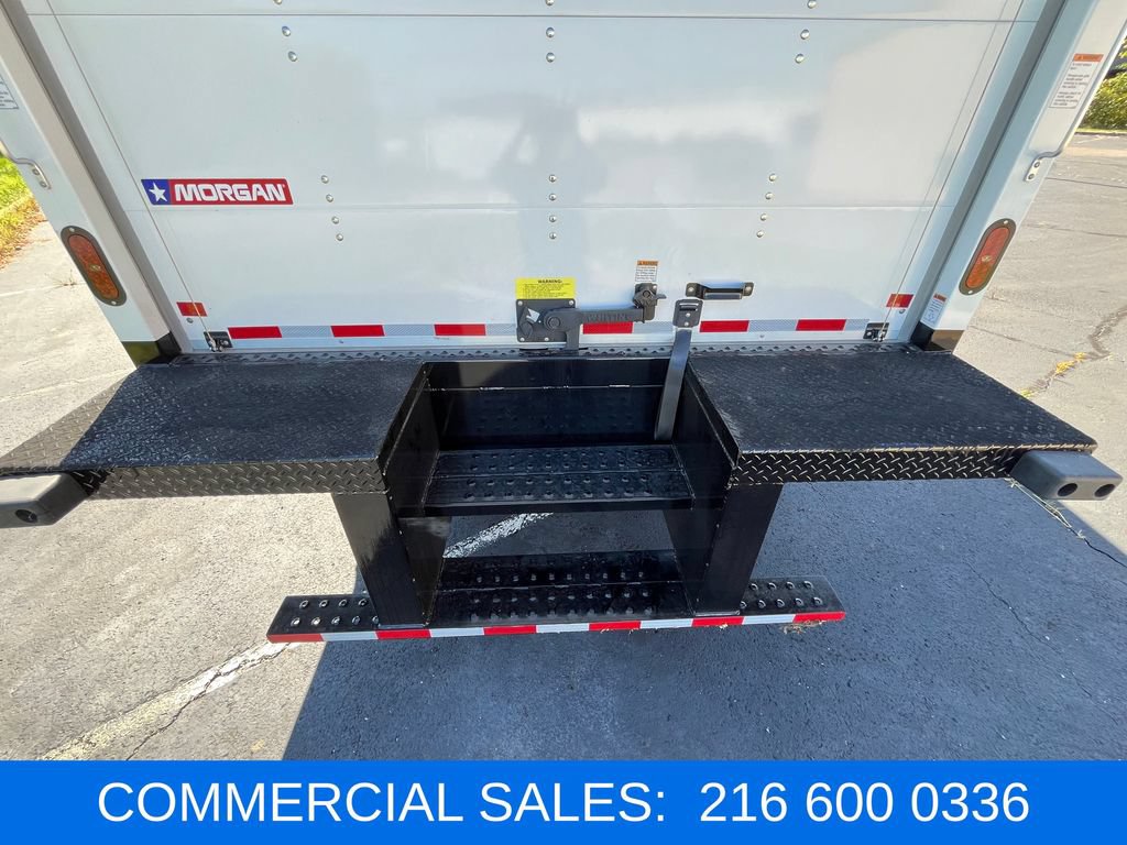 Used 2024 Isuzu NPR RWD image 9