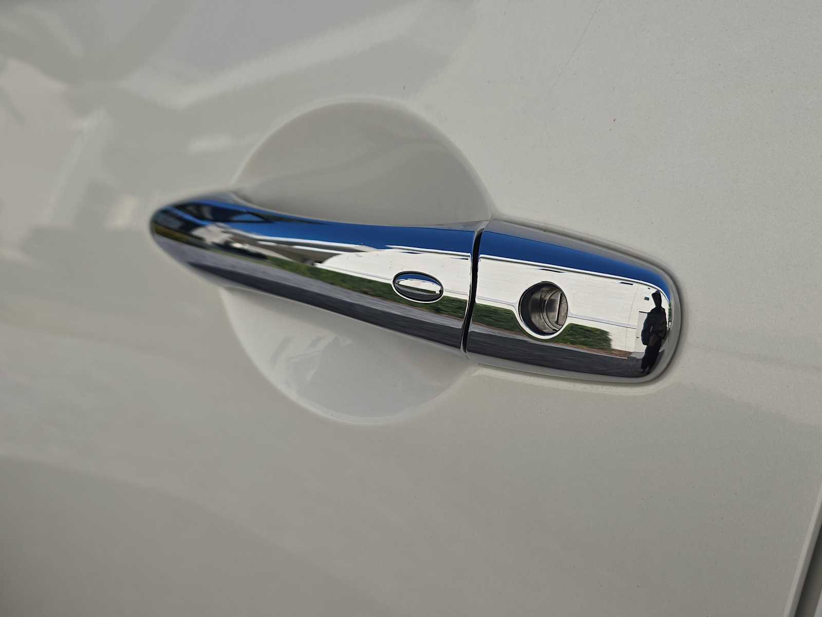 Certified 2024 INFINITI QX80 Premium Select w/ Cargo Package image 10