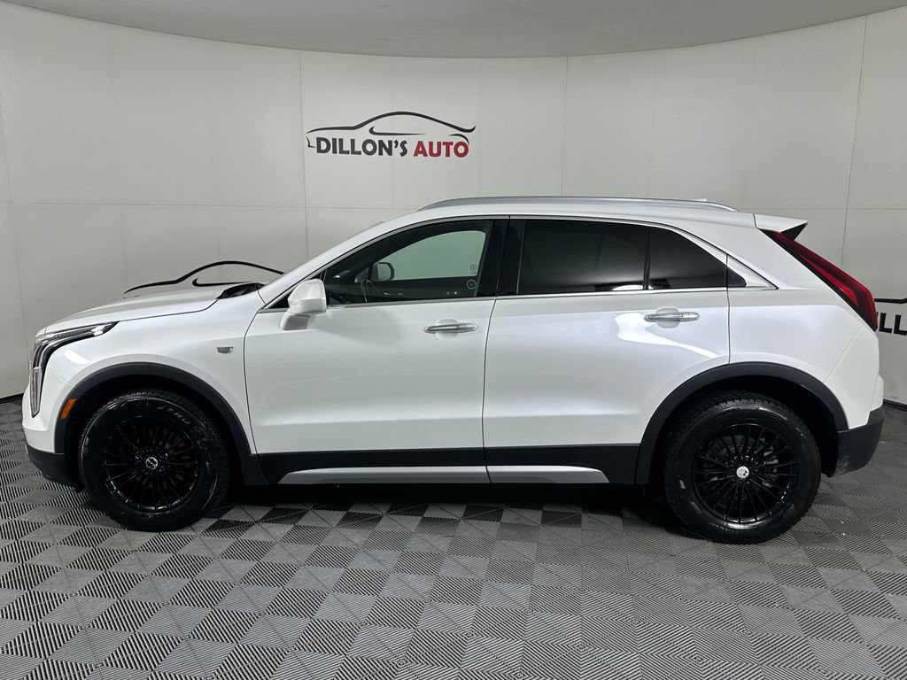 Used 2019 Cadillac XT4 Premium Luxury w/ Trailering Package AWD/4WD image 3