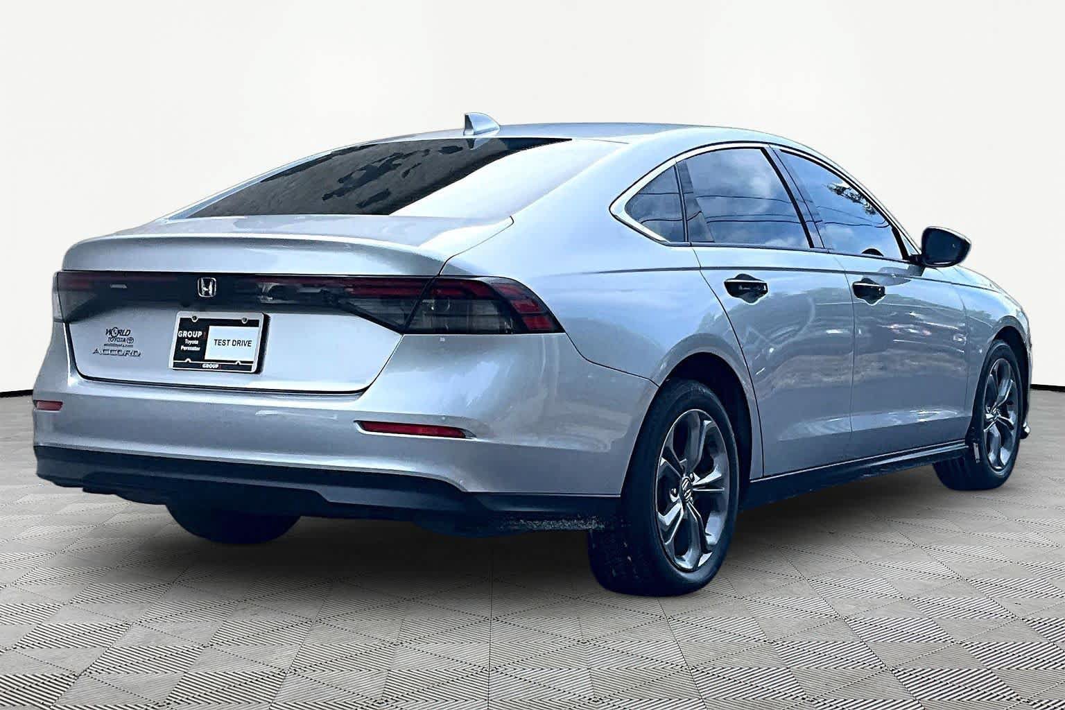 Used 2024 Honda Accord EX image 13