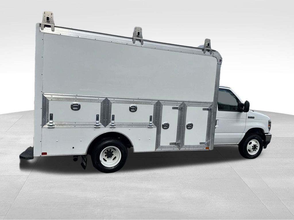 Used 2021 Ford E-350 and Econoline 350 Super Duty w/ Power Windows & Locks Group RWD image 6