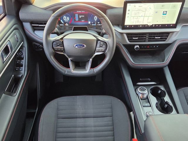 Used 2025 Ford Explorer ST-Line image 14