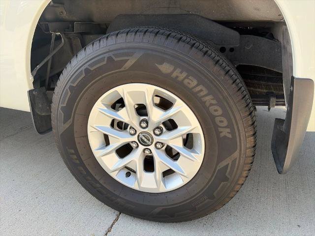 Certified 2024 Nissan Frontier SV RWD image 30