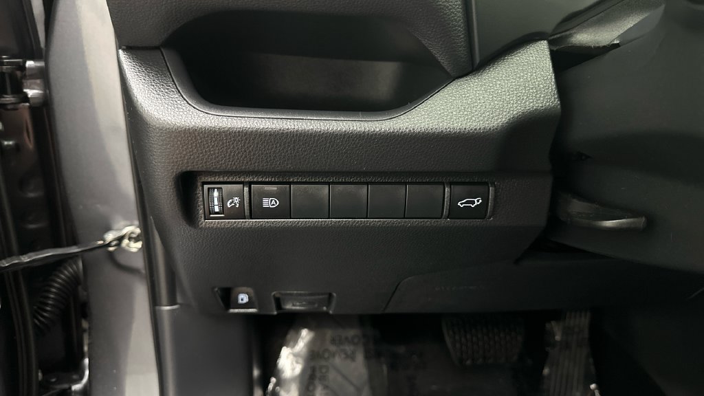 Certified 2023 Toyota RAV4 XLE w/ Convenience Package AWD/4WD image 24