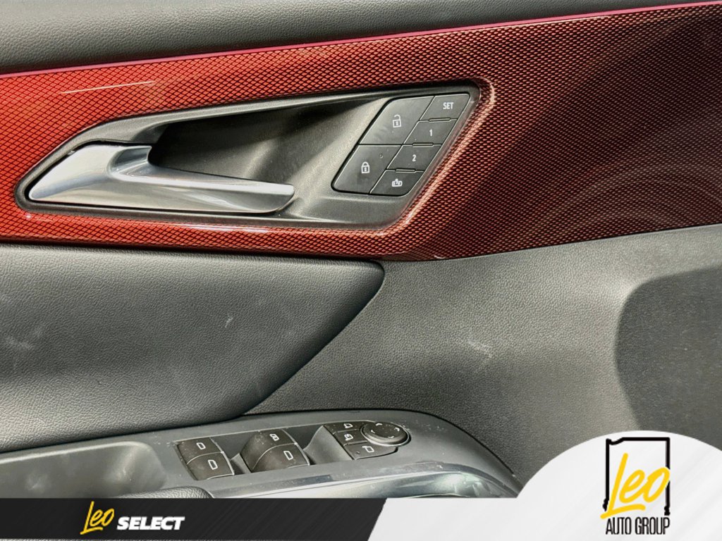 Used 2026 Chevrolet Traverse RS AWD/4WD image 21