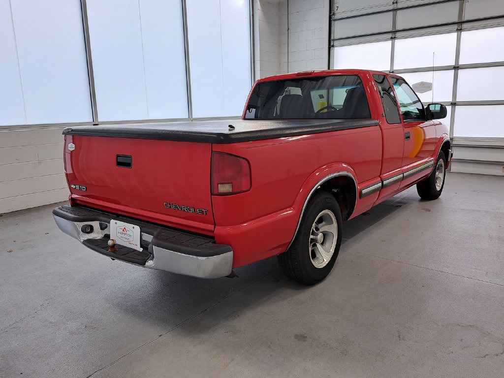 Used 2002 Chevrolet S10 Pickup LS w/ LS Preferred Equipment Group RWD image 5
