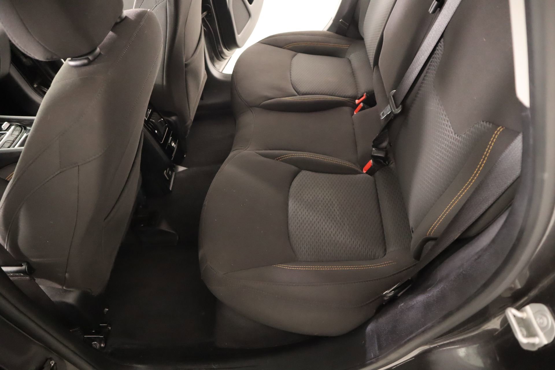 Used 2022 Jeep Compass Sport image 11