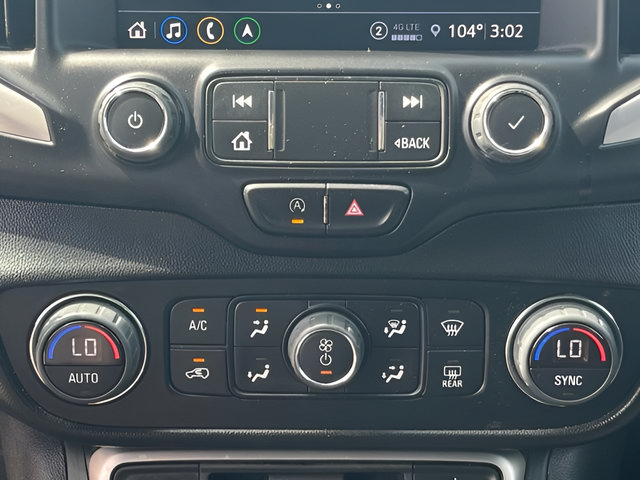 Used 2022 GMC Terrain SLE w/ Driver Convenience Package FWD image 28