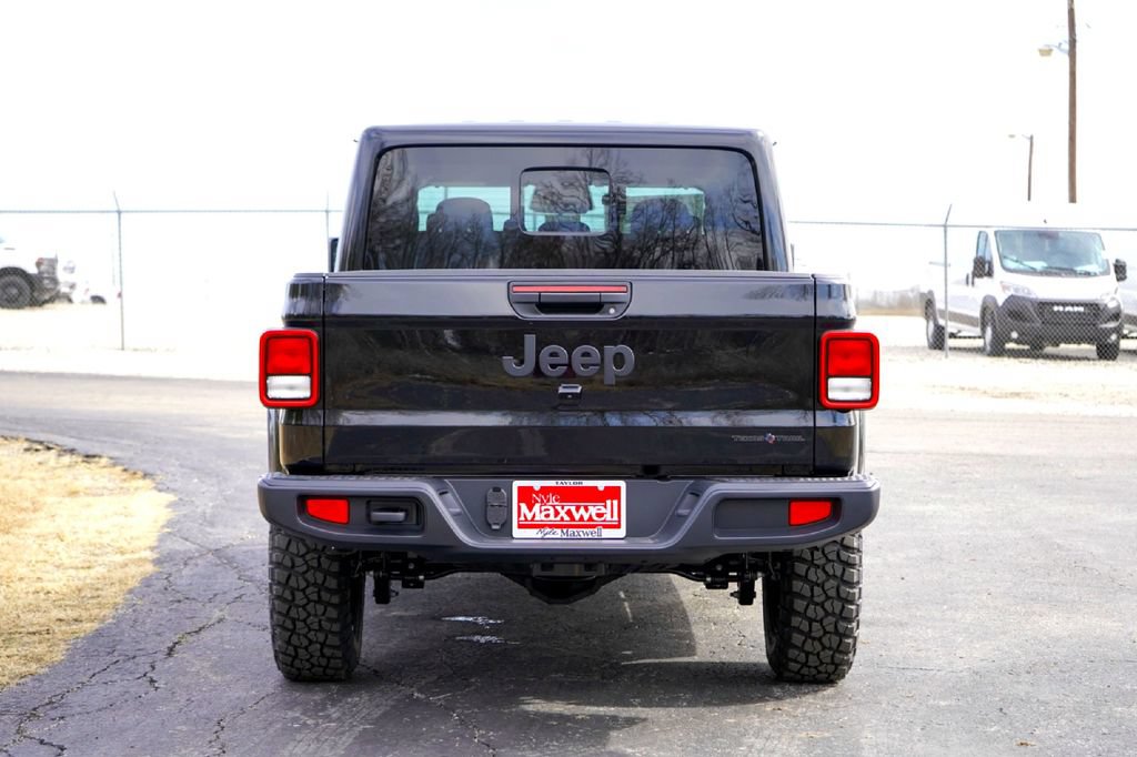 New 2026 Jeep Gladiator Sport AWD/4WD image 7