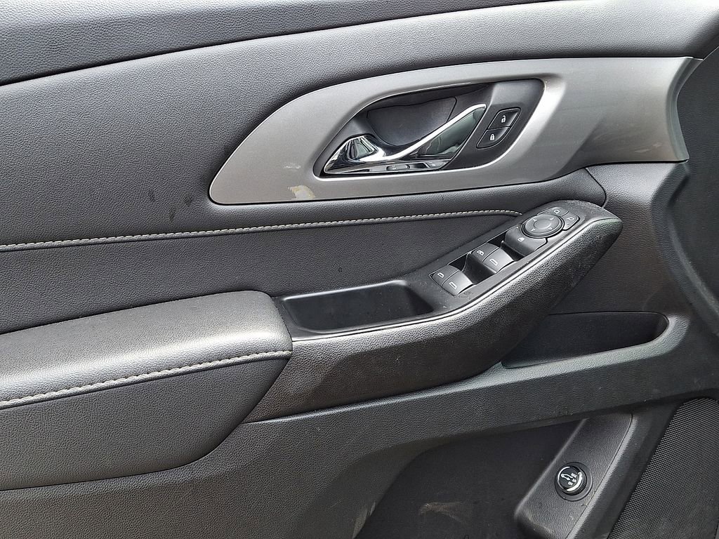 Certified 2023 Chevrolet Traverse LT image 14