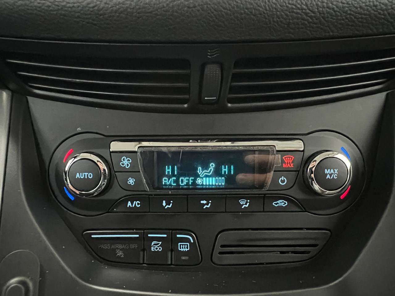 Used 2016 Ford C-MAX SE w/ Cargo Management Package image 22