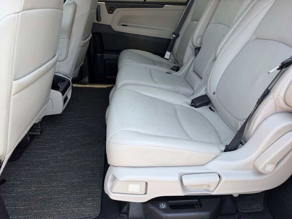 Used 2025 Honda Odyssey EX-L image 12