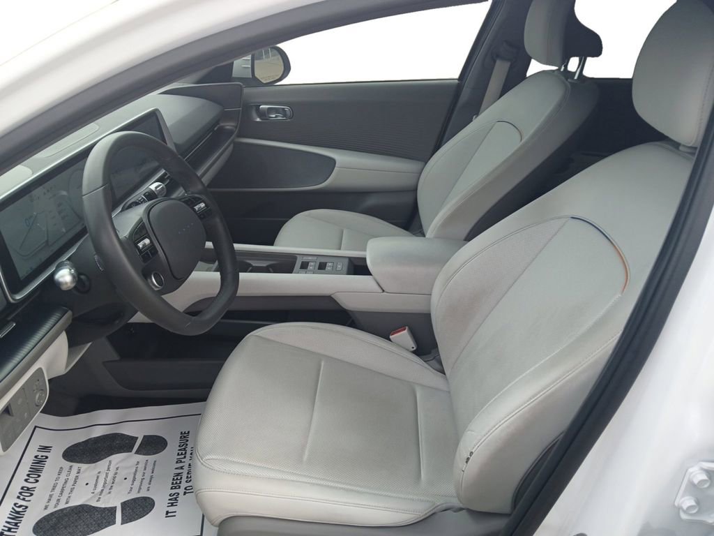 Used 2025 Hyundai Ioniq 6 SEL image 10