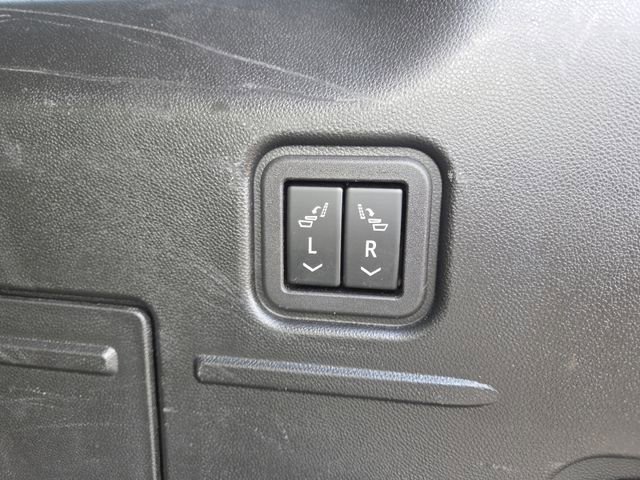 Used 2025 GMC Hummer EV 2X image 17