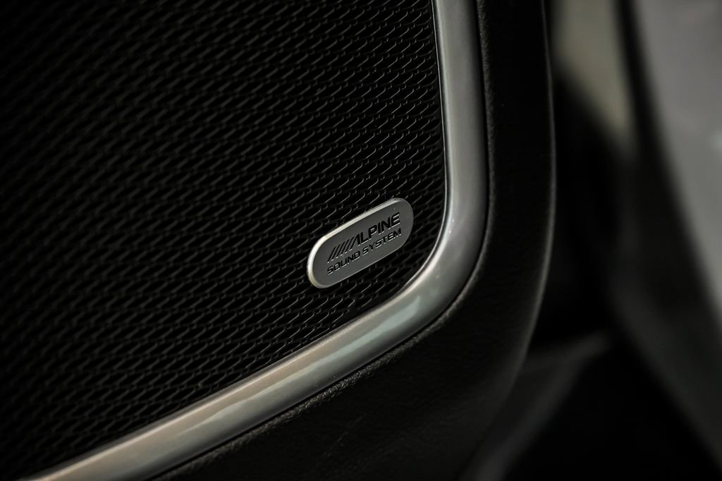 Used 2022 Jeep Compass Latitude w/ Sun and Sound Group image 11