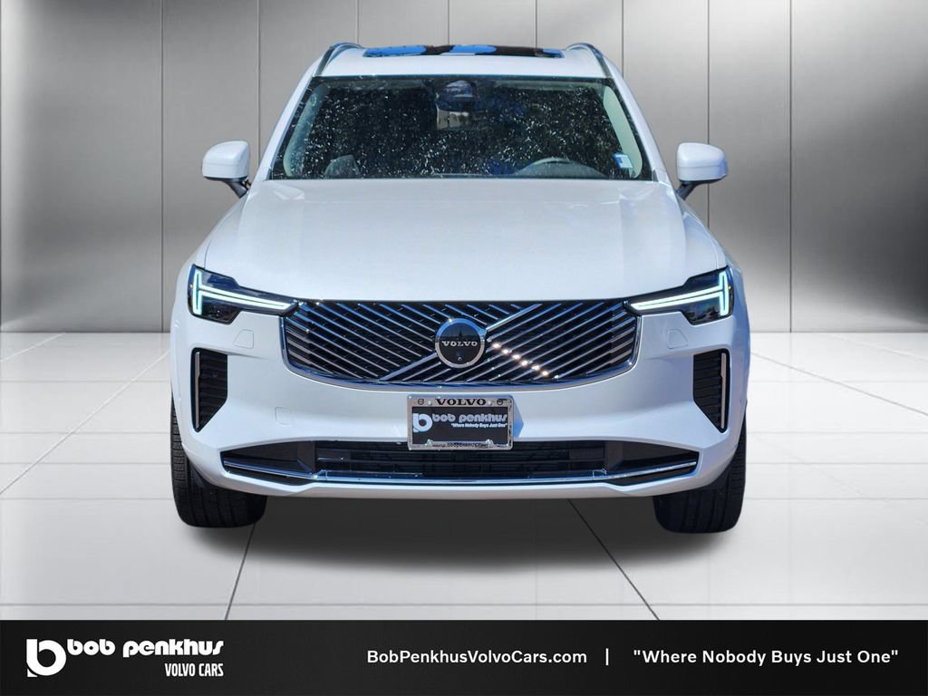 Used 2025 Volvo XC90 B6 Plus AWD/4WD image 22