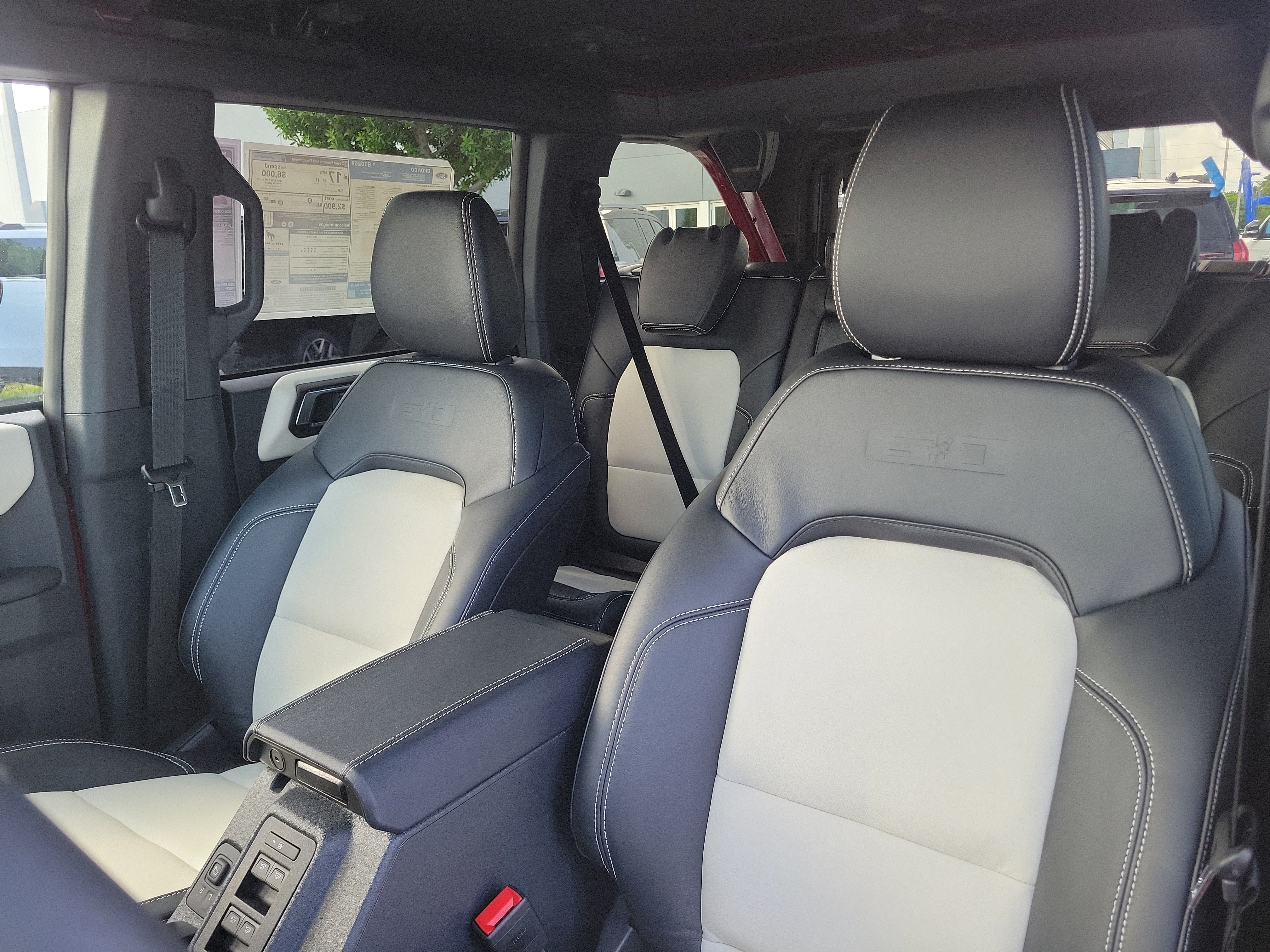 New 2026 Ford Bronco Outer Banks w/ Sasquatch Package AWD/4WD image 20