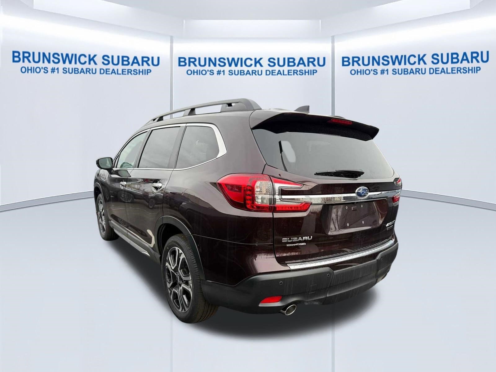 New 2026 Subaru Ascent Touring w/ Popular Package #2 AWD/4WD image 3