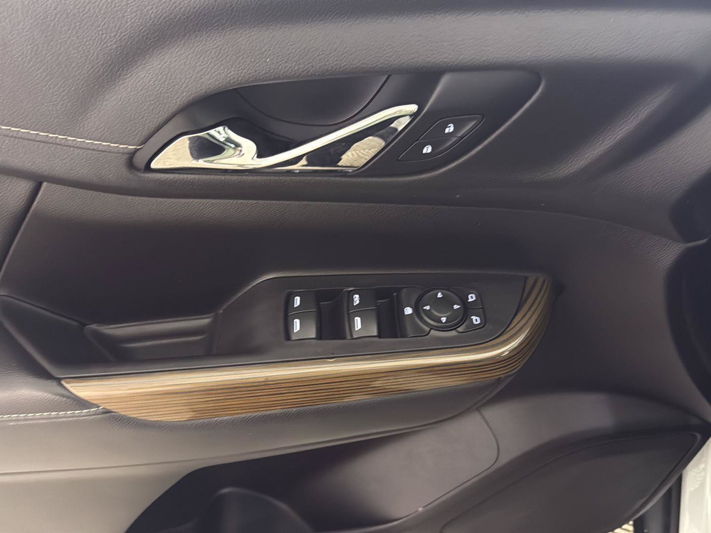 Certified 2021 GMC Acadia SLE w/ Elevation Edition FWD image 6