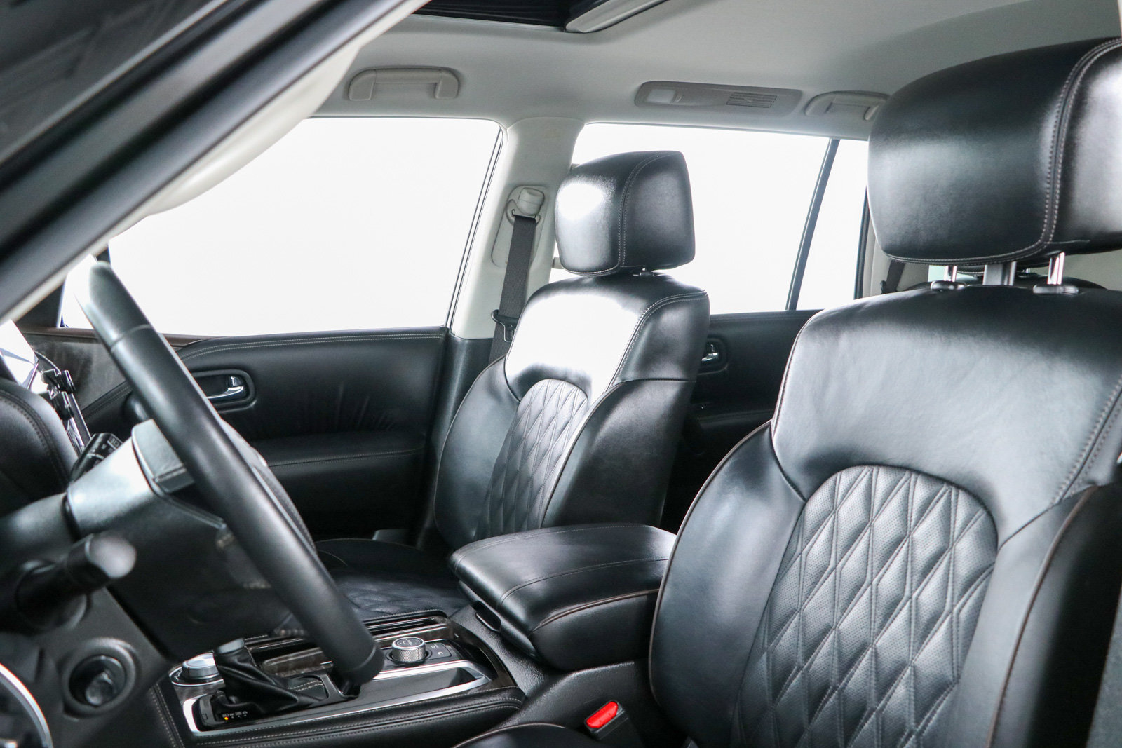 Used 2021 Nissan Armada Platinum w/ Captain's Chairs Package AWD/4WD image 27
