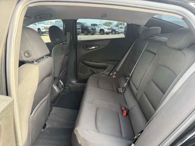 Used 2021 Chevrolet Malibu LT FWD image 12