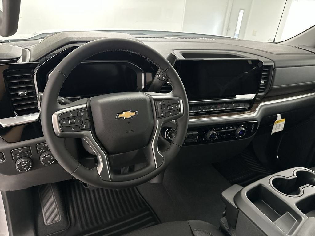 New 2026 Chevrolet Silverado 1500 LT AWD/4WD image 13