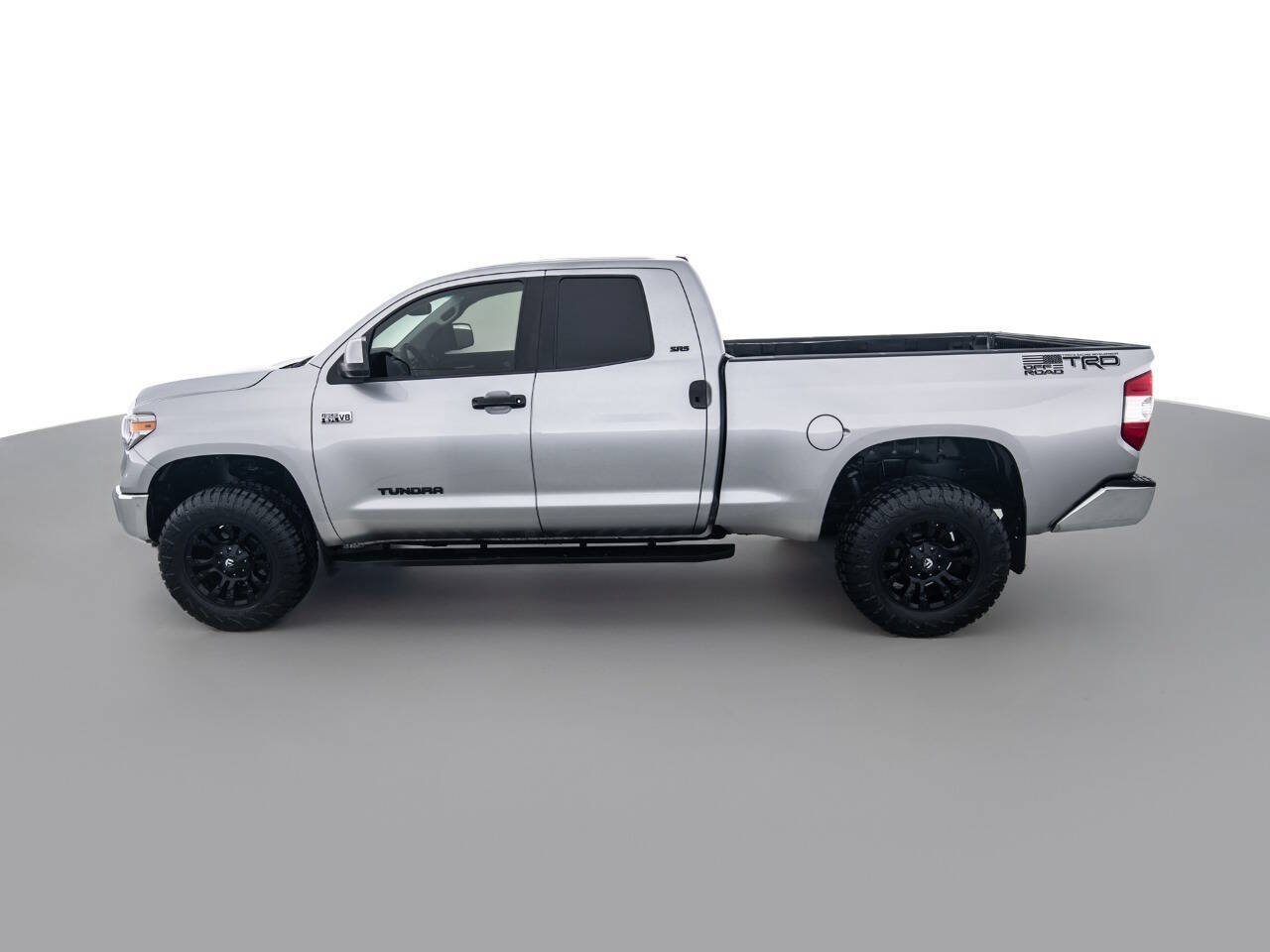 Used 2015 Toyota Tundra SR5 w/ SR5 Upgrade Package RWD image 8