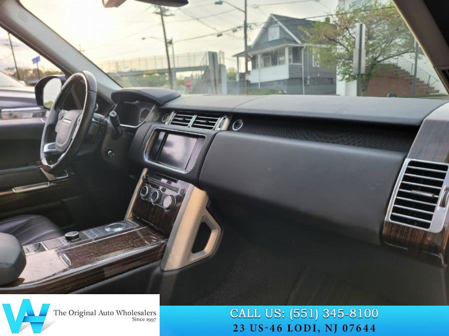 Used 2015 Land Rover Range Rover Supercharged image 15
