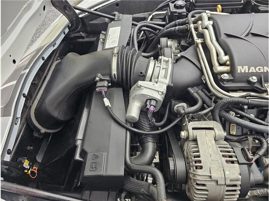 Used 2013 Chevrolet Corvette Grand Sport w/ 4LT Preferred Equipment Group image 17