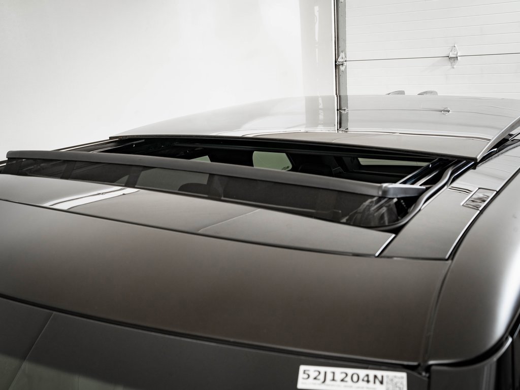 New 2026 Land Rover Range Rover Sport SV image 14