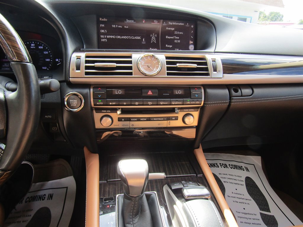 Used 2017 Lexus LS 460 w/ Comfort Package image 16