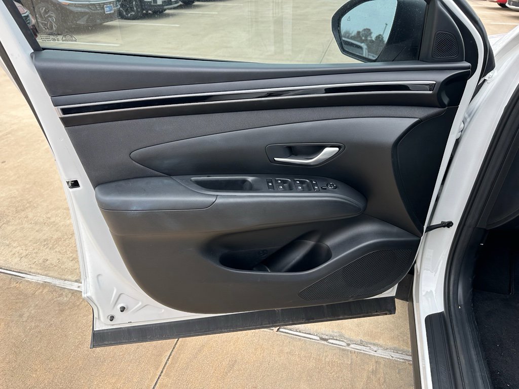 Used 2023 Hyundai Tucson SEL w/ Convenience Package image 9