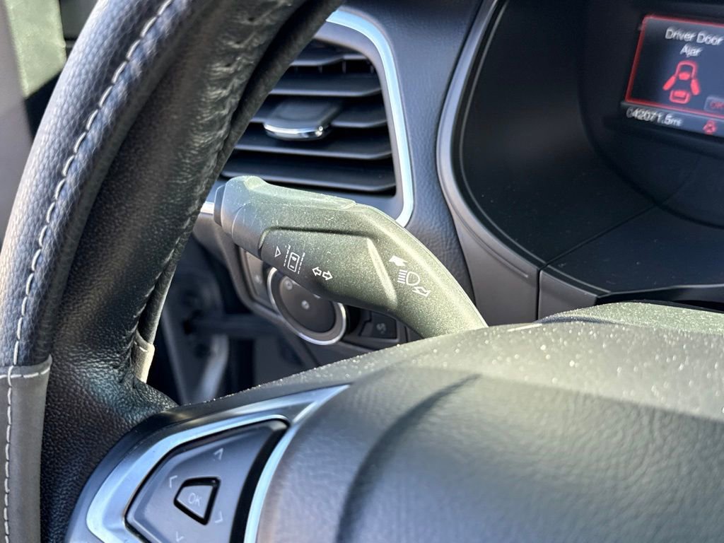 Used 2023 Ford Edge Titanium image 22