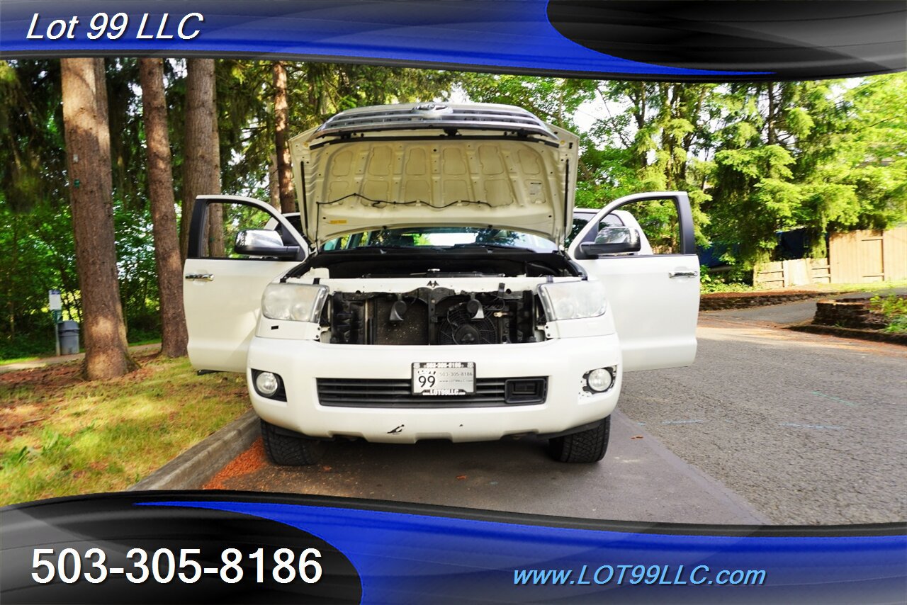 Used 2011 Toyota Sequoia Platinum AWD/4WD image 32