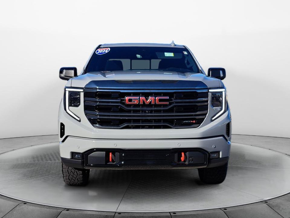 Used 2024 GMC Sierra 1500 AT4 w/ Technology Package AWD/4WD image 2