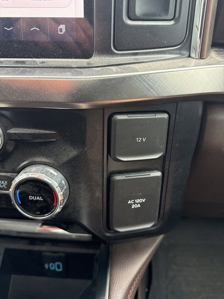 Used 2024 Ford F350 King Ranch AWD/4WD image 26