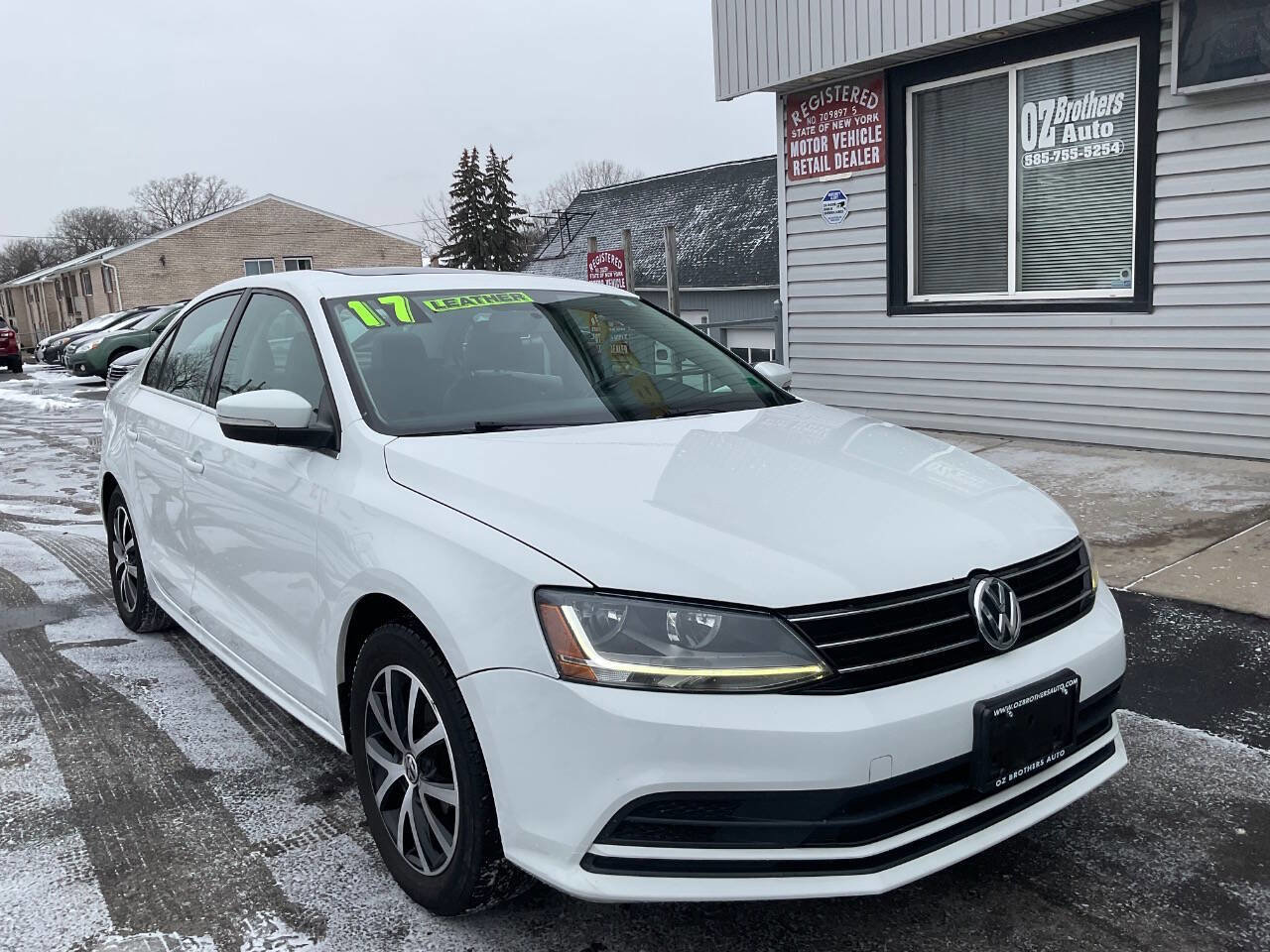 Used 2017 Volkswagen Jetta SE image 1