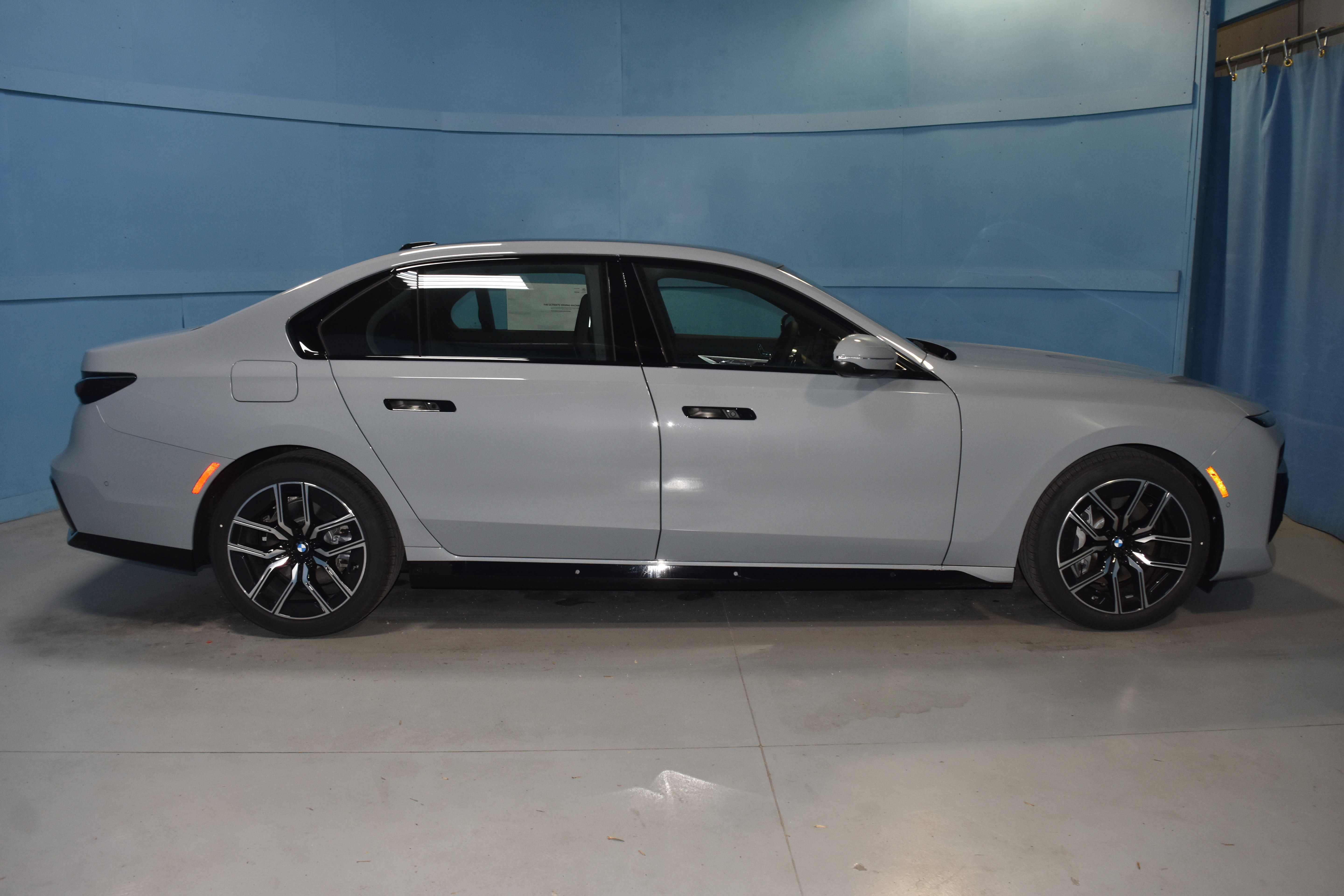 New 2026 BMW 740i xDrive w/ Executive Package AWD/4WD image 17