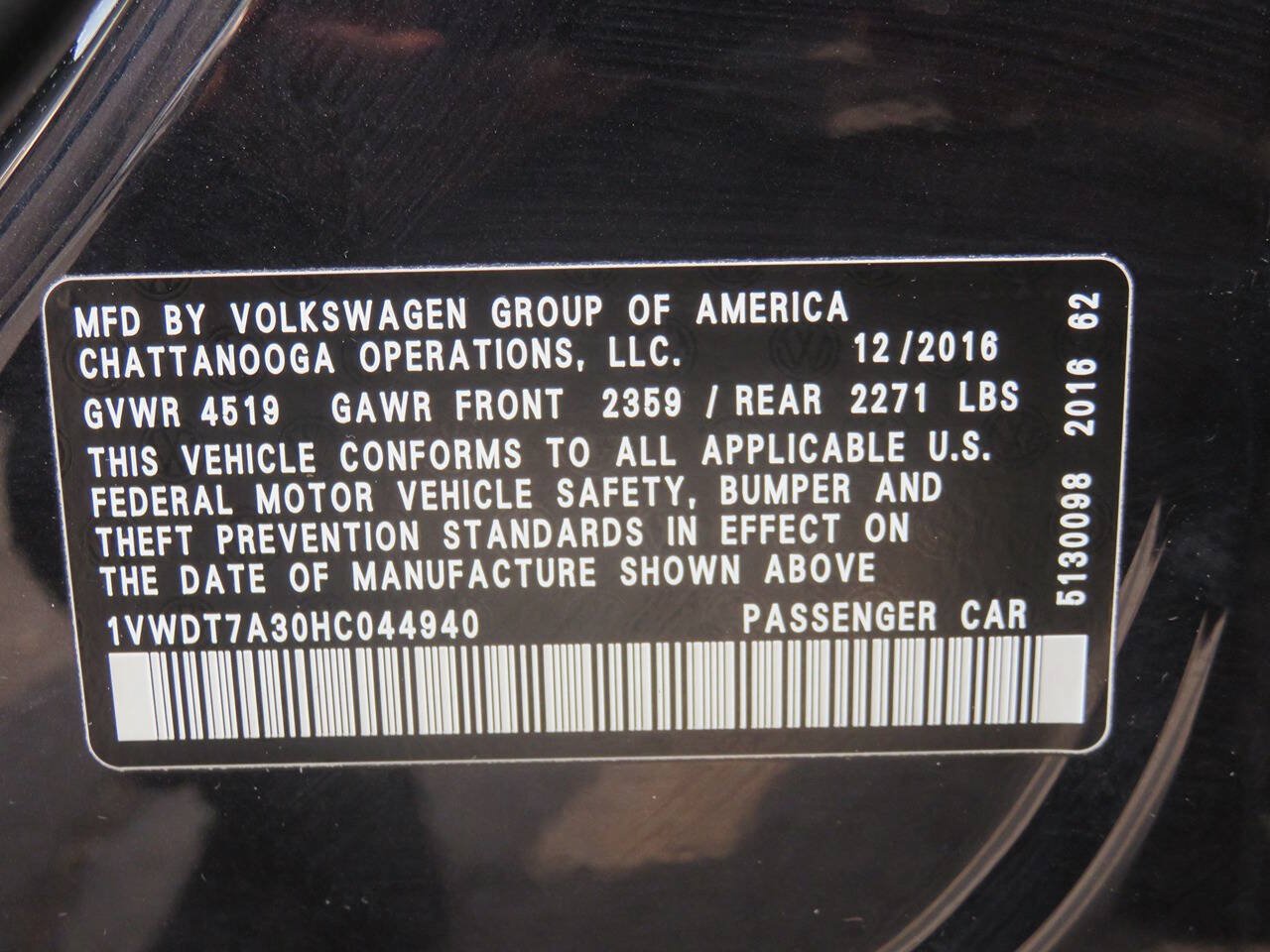 Used 2017 Volkswagen Passat 1.8T R-Line FWD image 38