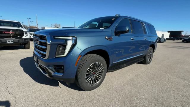 New 2026 GMC Yukon XL Elevation image 4