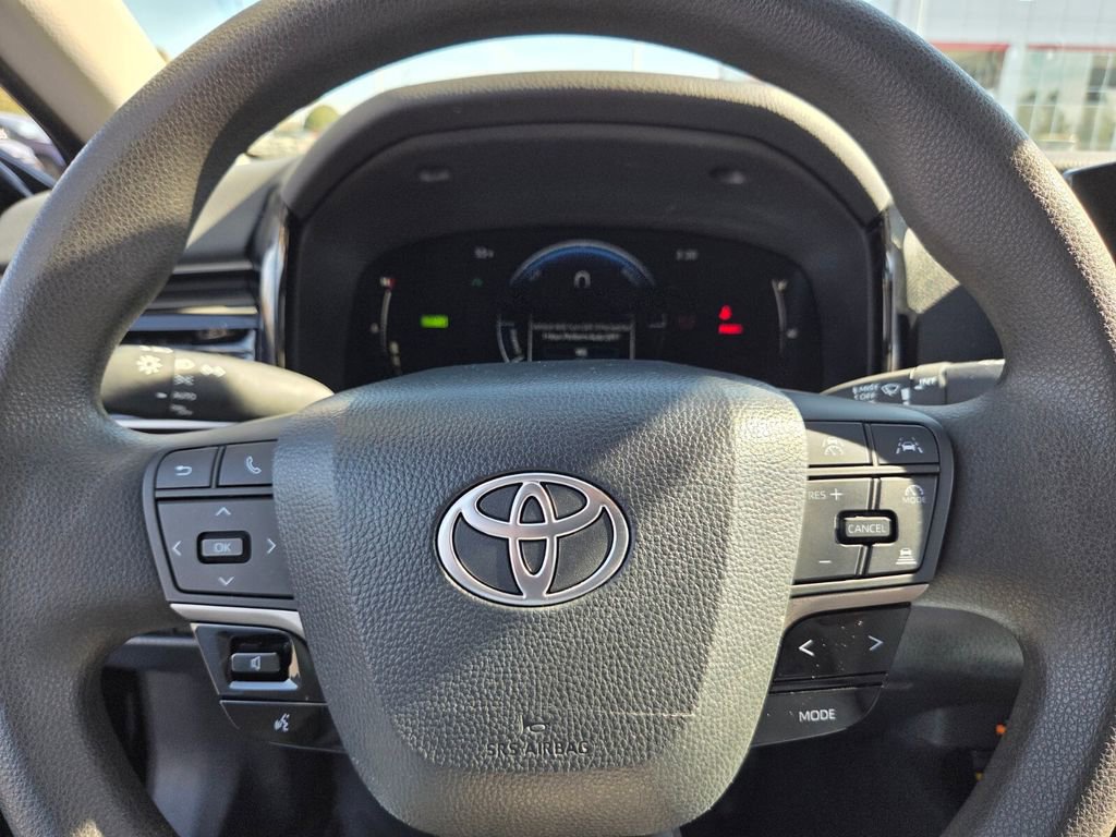 Certified 2025 Toyota Camry LE FWD image 21