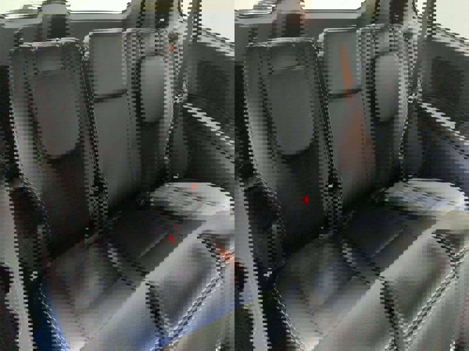 Certified 2018 Dodge Grand Caravan SXT w/ Driver Convenience Group image 37