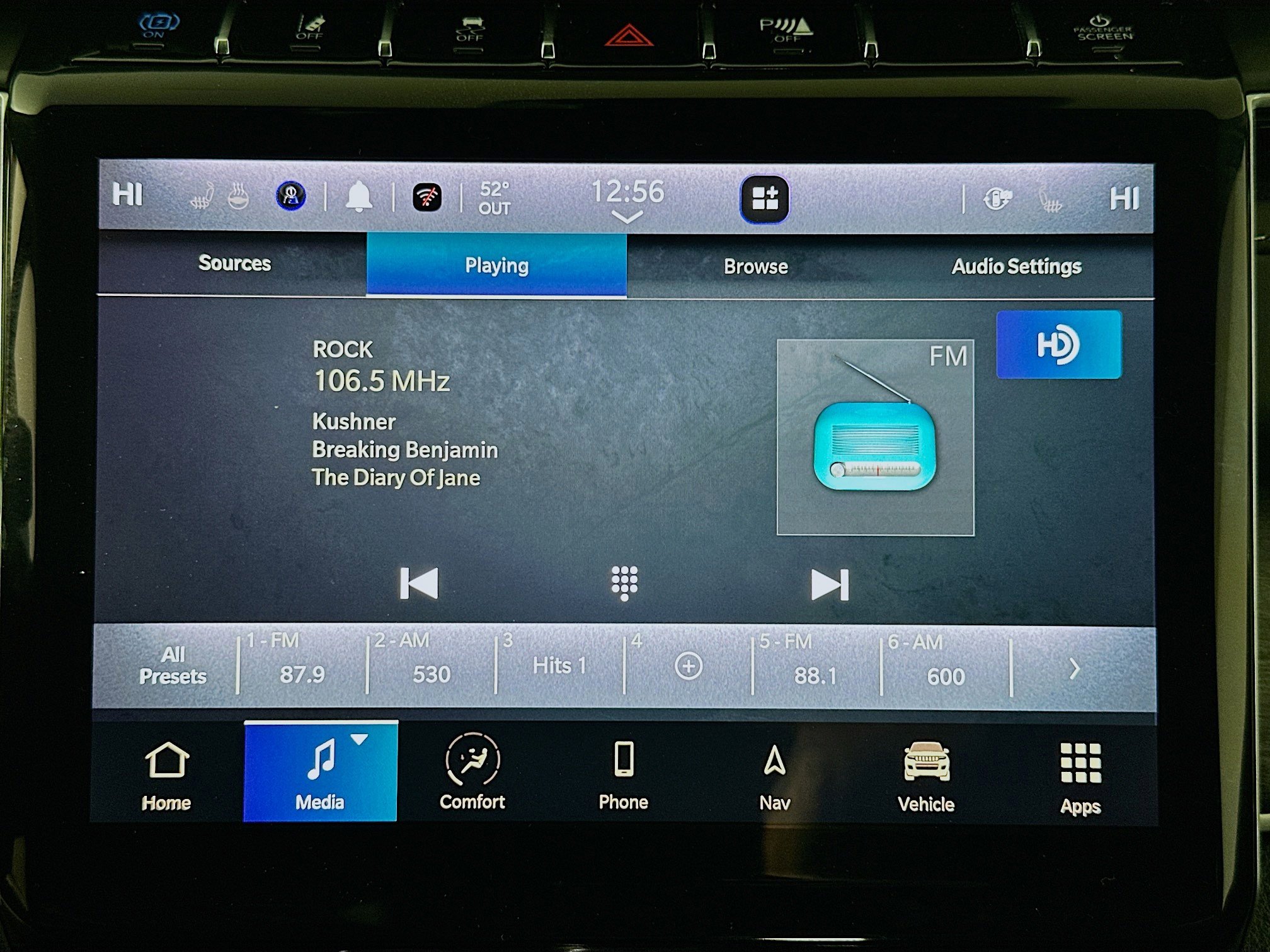 Used 2022 Jeep Grand Cherokee Limited 4xe w/ Luxury Tech Group II image 21