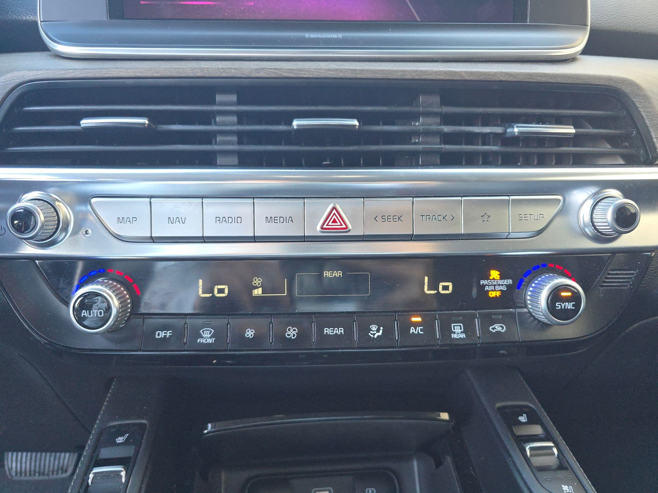 Used 2022 Kia Telluride EX w/ EX Premium Package image 25