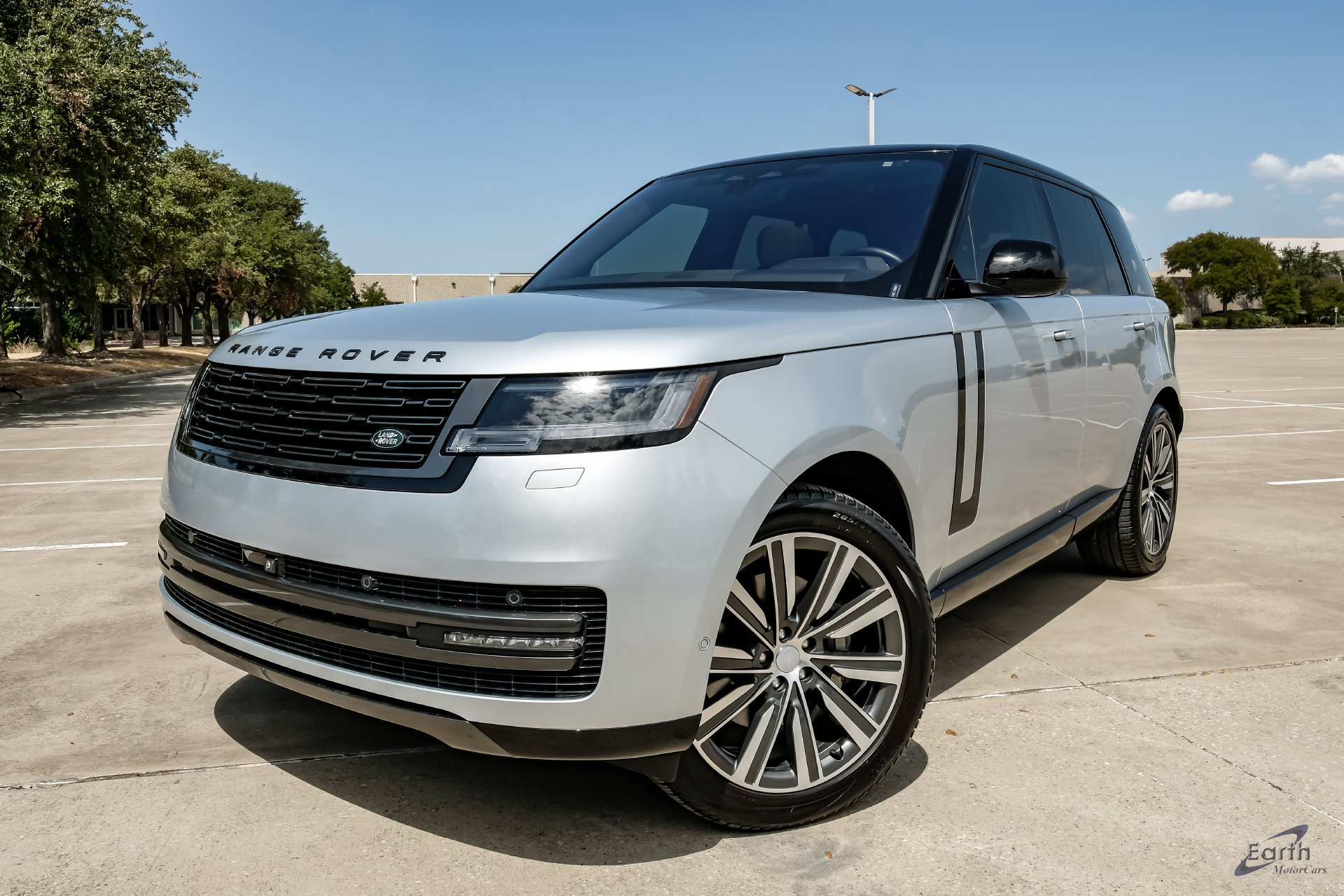 Used 2023 Land Rover Range Rover SE AWD/4WD image 6